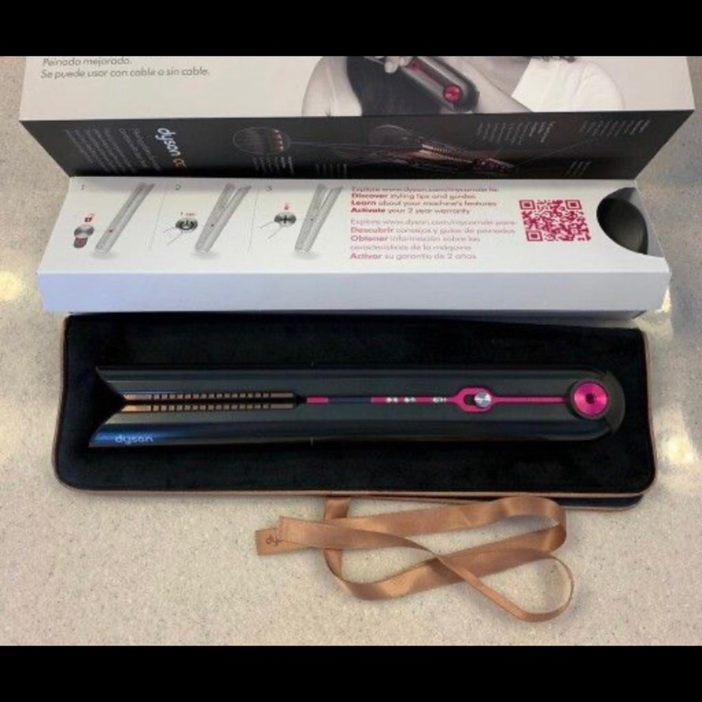 Dyson straightener